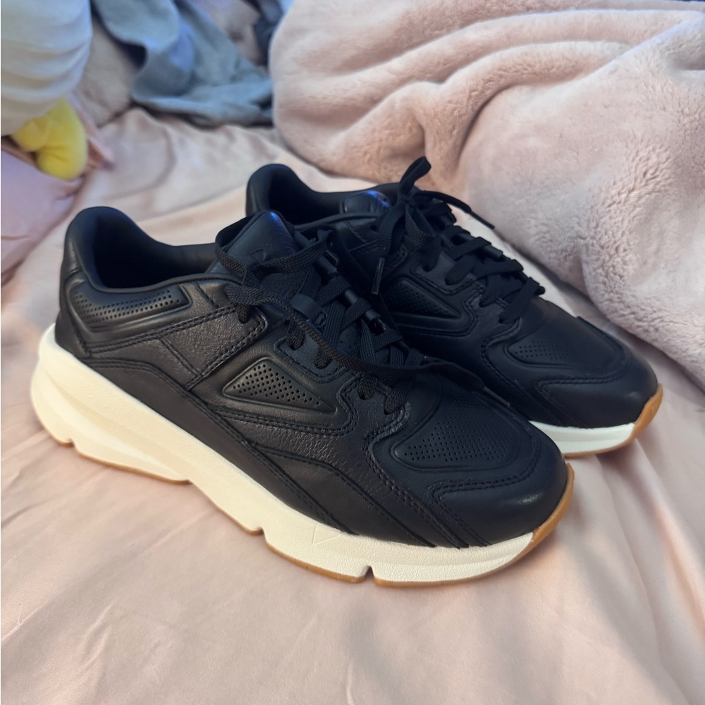 Womens Under Armor Forge 96 Luxe